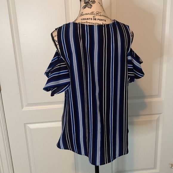 Harve Bernard  loose fitting striped sleeveless top size medium - Picture 2 of 3